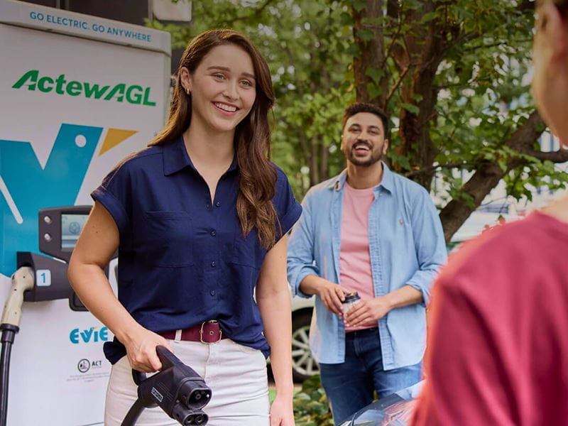 find-an-ev-charger-page-lead-right-image-lg